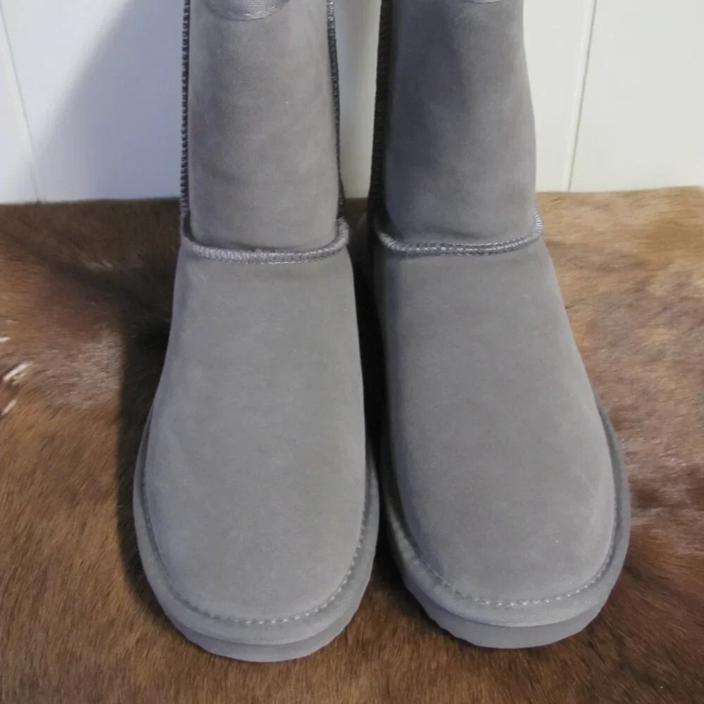 QUINCE WOMENS GREY AUSTRALIAN SHEARLING MID CALF BOOTS NIB
